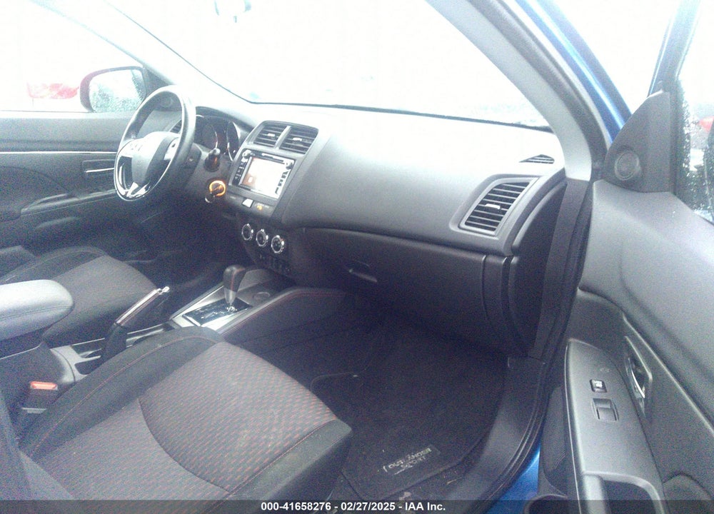 2018 MITSUBISHI OUTLANDER SPORT 2.0 LE VIN: JA4AP3AU2JU003618