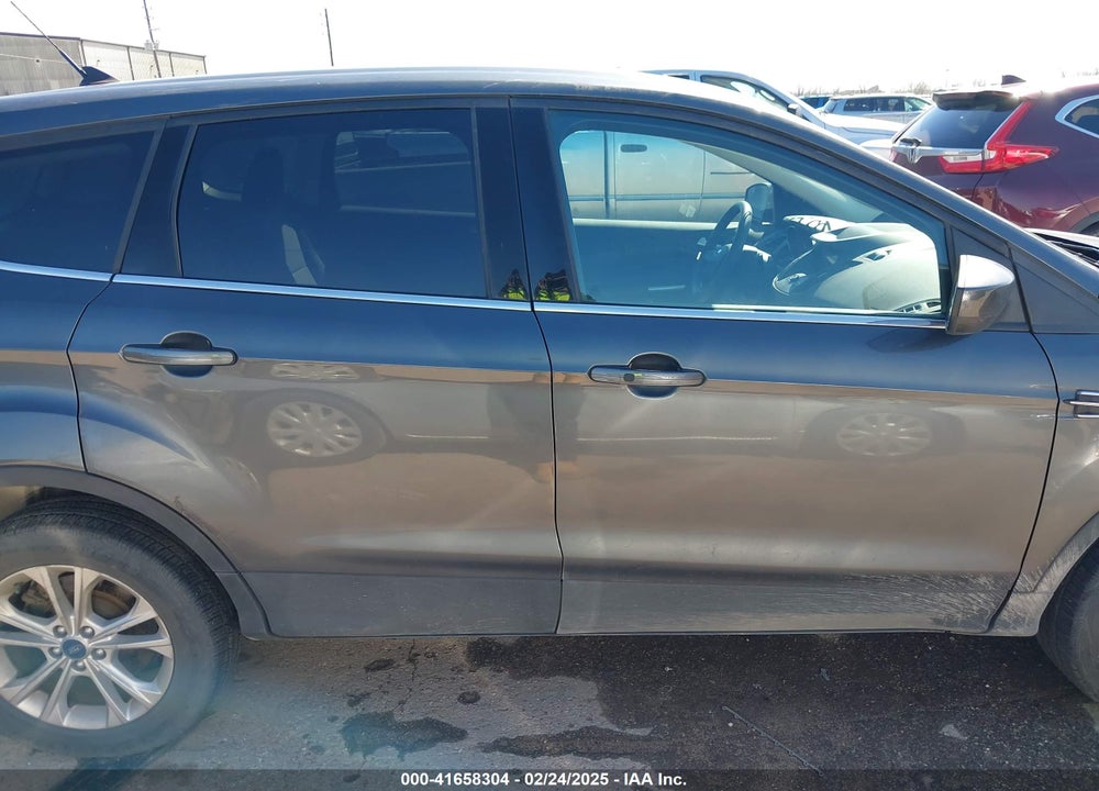 2019 FORD ESCAPE VIN: 1FMCU0GD1KUB56789