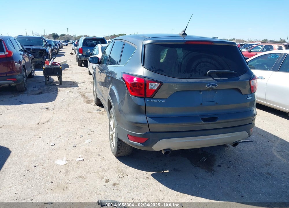 2019 FORD ESCAPE VIN: 1FMCU0GD1KUB56789