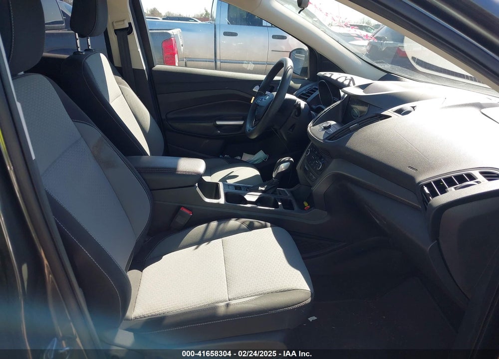 2019 FORD ESCAPE VIN: 1FMCU0GD1KUB56789