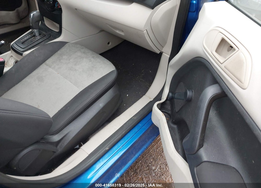 2011 FORD FIESTA VIN: 3FADP4AJ4BM179791