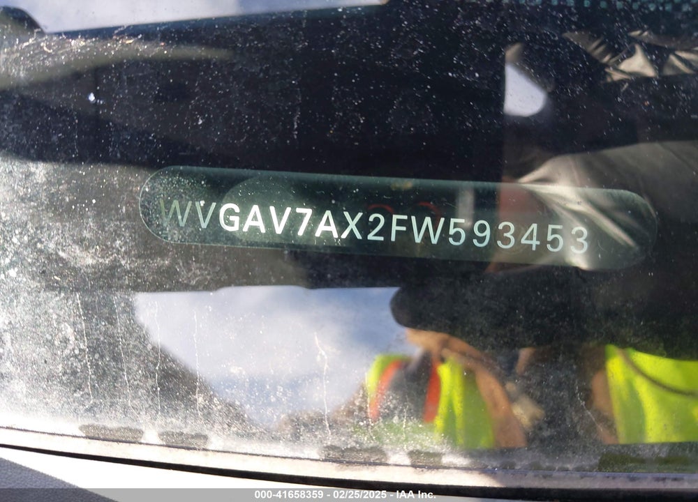 2015 VOLKSWAGEN TIGUAN VIN: WVGAV7AX2FW593453