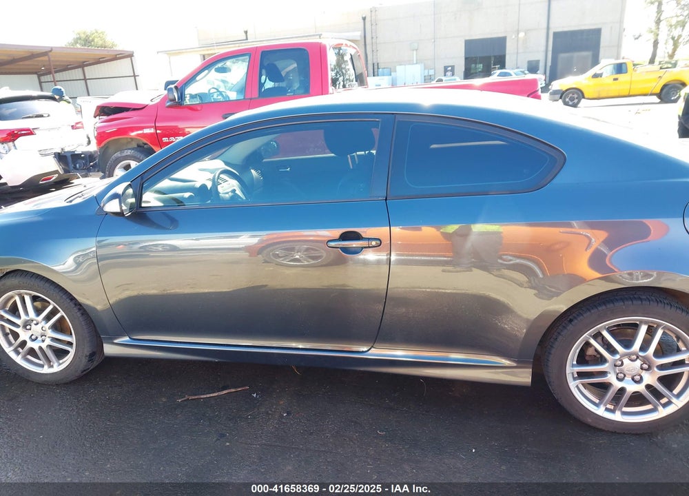 2005 SCION TC VIN: JTKDE177150029440