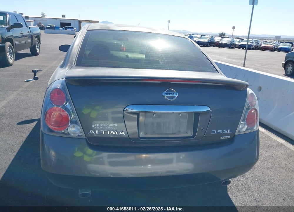 2005 NISSAN ALTIMA 3.5 SL VIN: 1N4BL11D45N455716