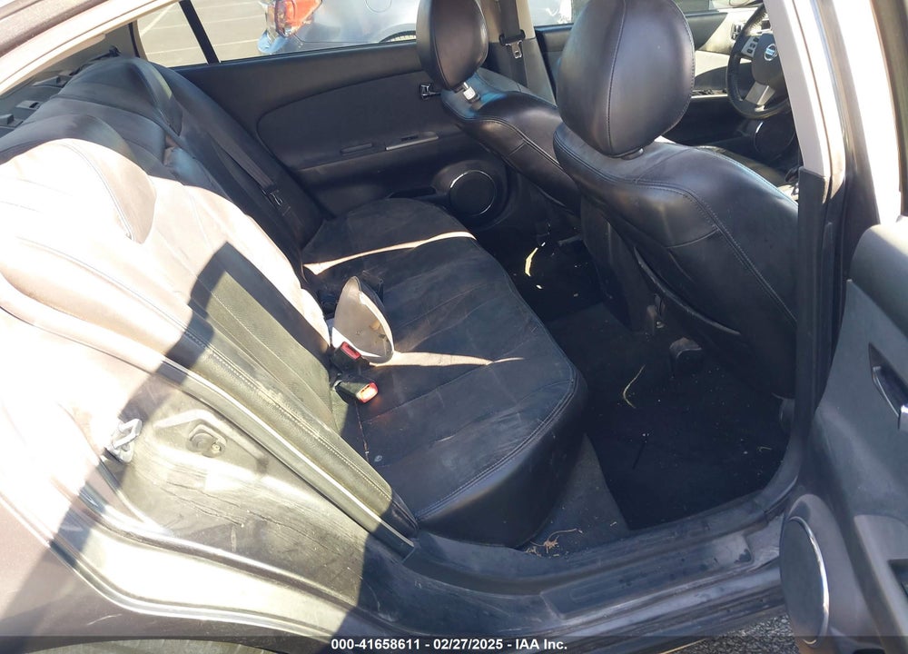 2005 NISSAN ALTIMA 3.5 SL VIN: 1N4BL11D45N455716