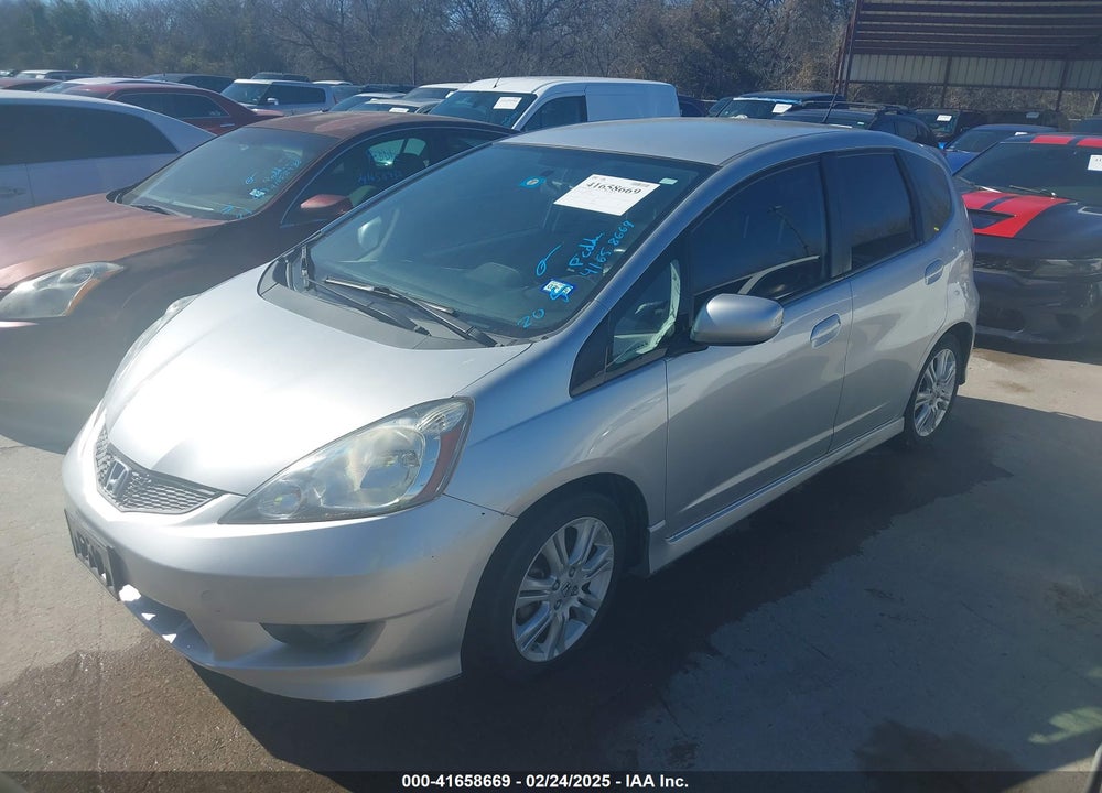 2011 HONDA FIT SPORT VIN: JHMGE8H59BS002382