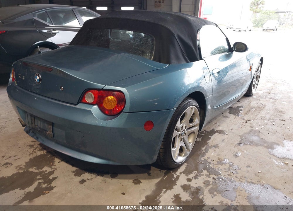 2003 BMW Z4 3.0I VIN: 4USBT53413LU04420