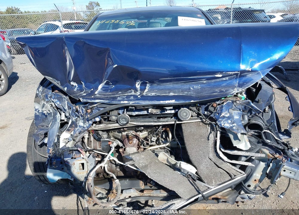 2013 HONDA ACCORD VIN: 1HGCR3F84DA033697