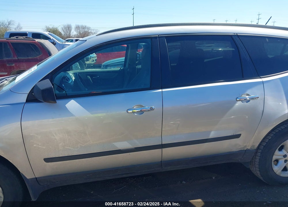 2015 CHEVROLET TRAVERSE VIN: 1GNKRFED3FJ365392
