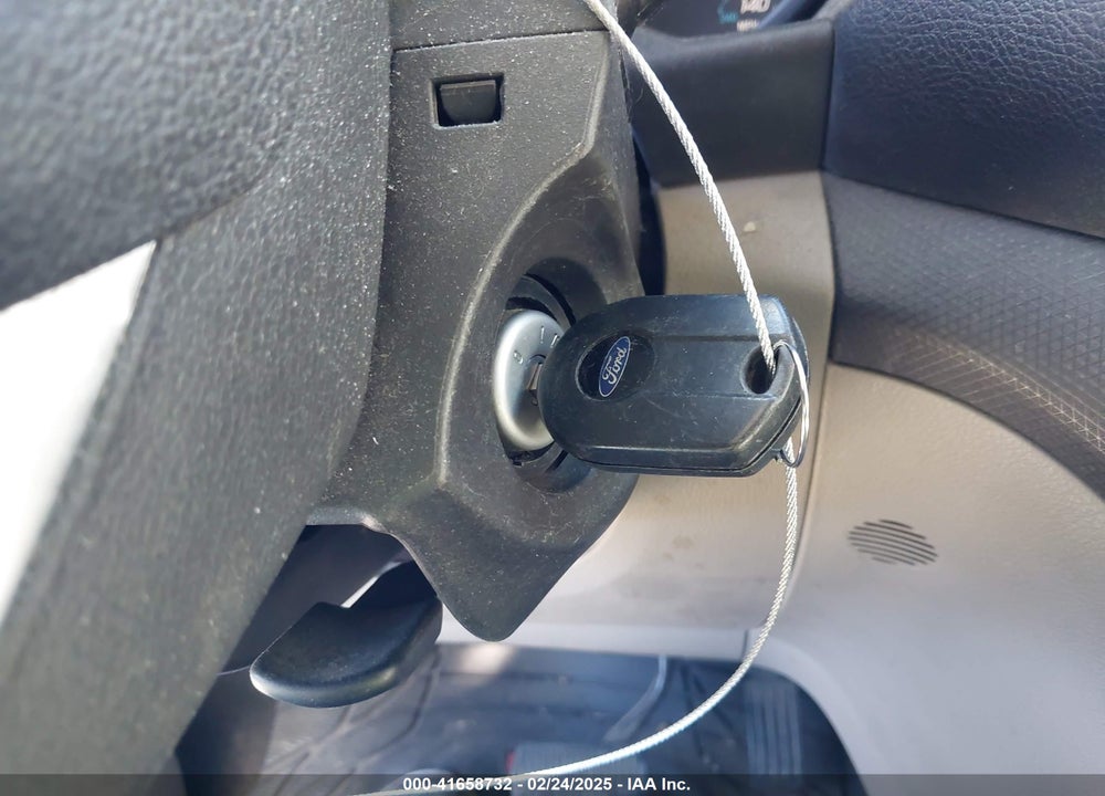 2014 FORD TRANSIT CONNECT XLT VIN: NM0AE8F7XE1148356