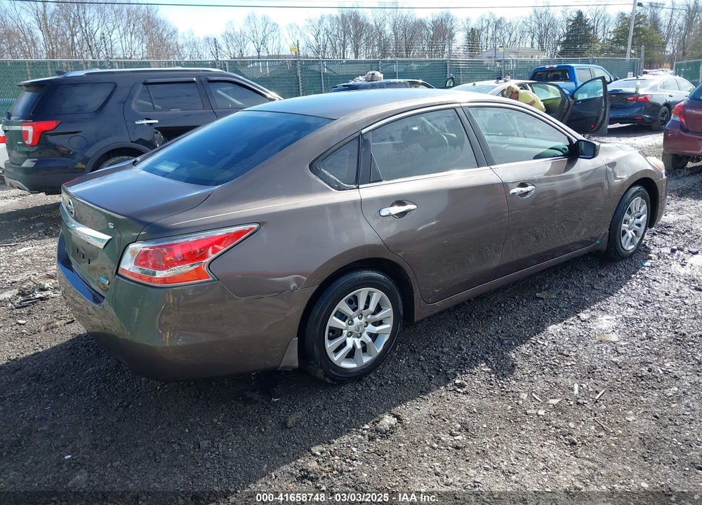 2014 NISSAN ALTIMA 2.5 S VIN: 1N4AL3AP3EN261826