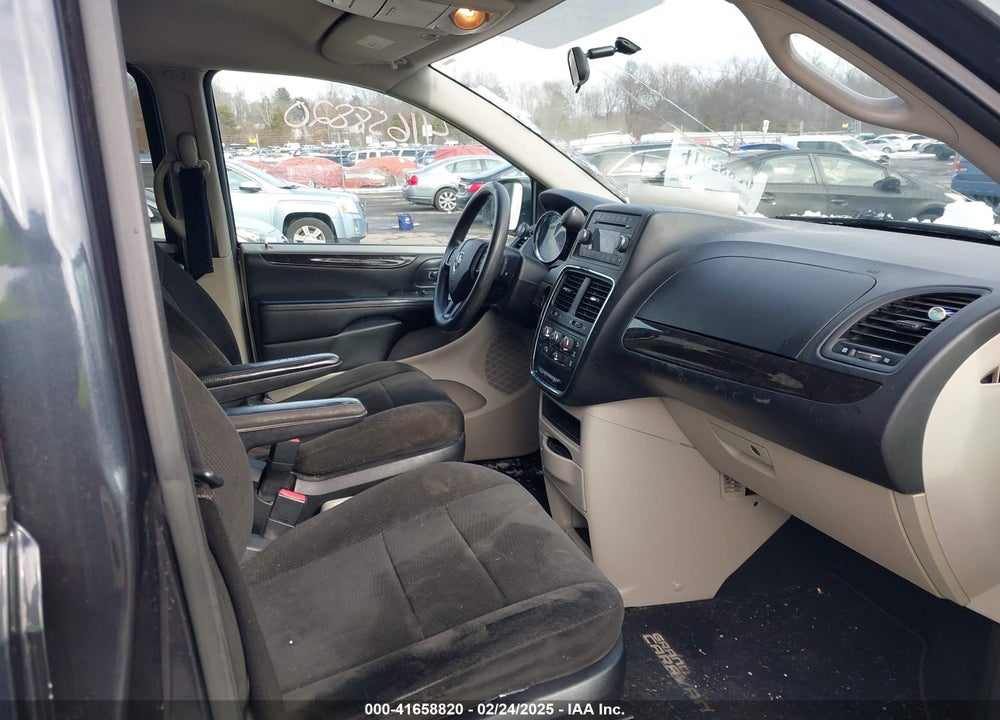2013 DODGE GRAND CARAVAN VIN: 2C4RDGBG2DR668392