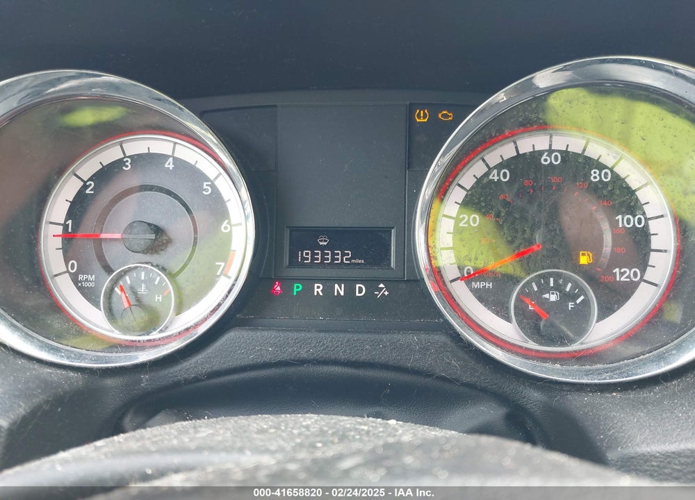 2013 DODGE GRAND CARAVAN VIN: 2C4RDGBG2DR668392