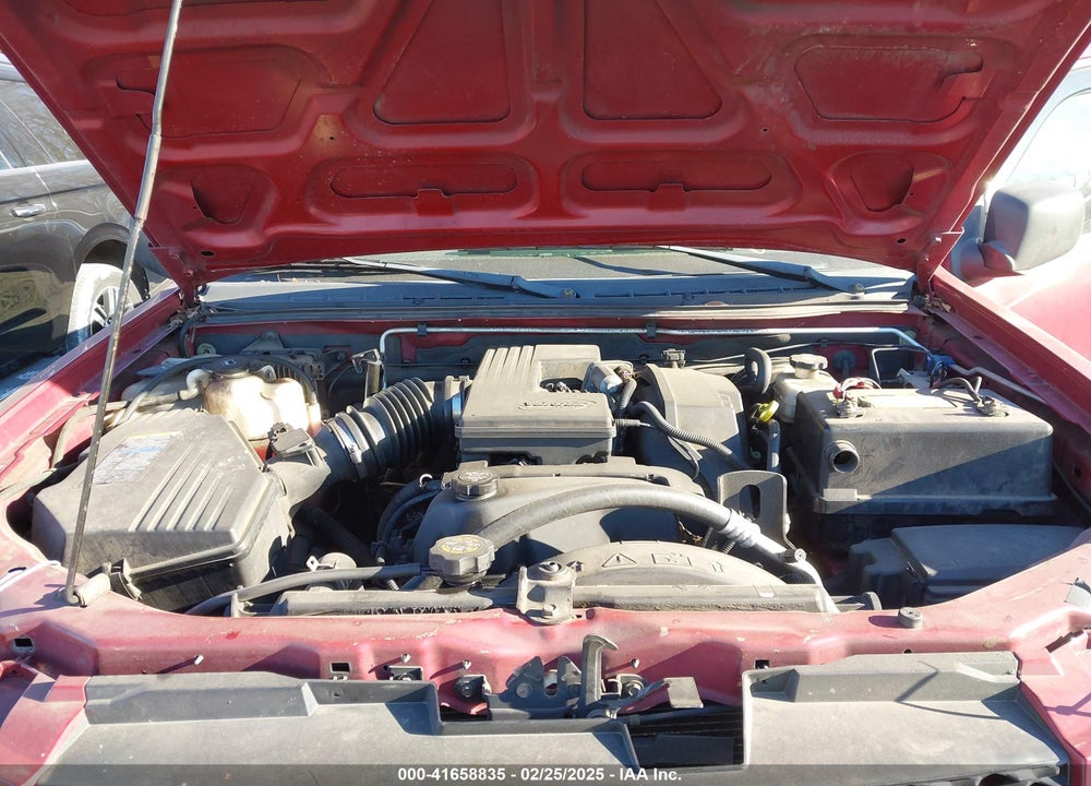 2005 CHEVROLET COLORADO LS VIN: 1GCCS136158100534