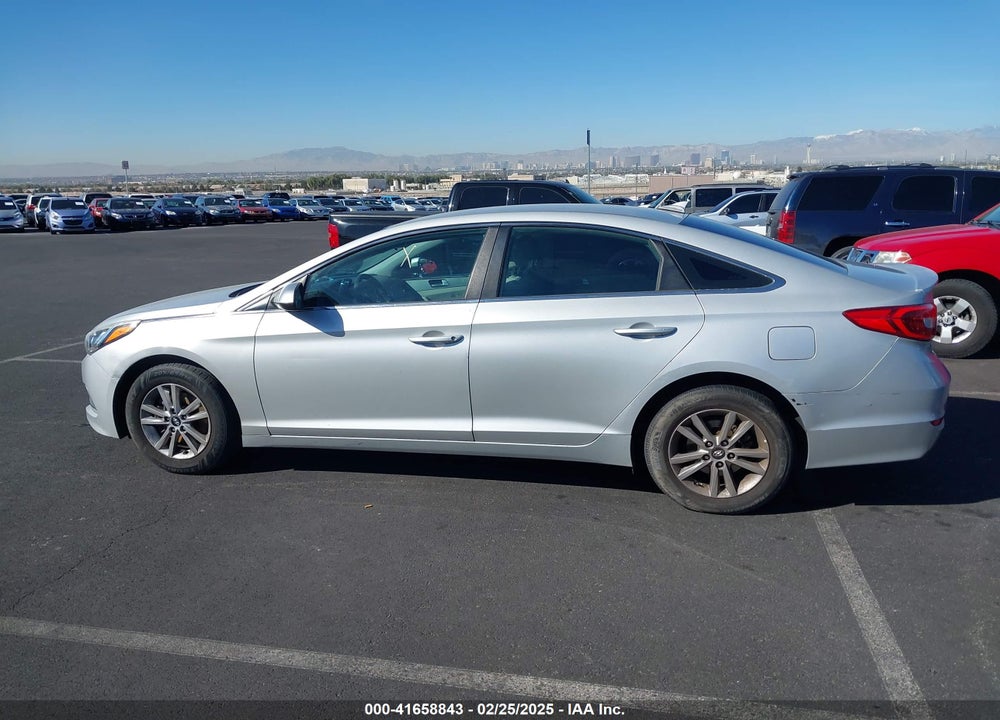 2017 HYUNDAI SONATA VIN: 5NPE24AF9HH474456