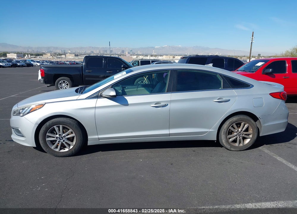 2017 HYUNDAI SONATA VIN: 5NPE24AF9HH474456