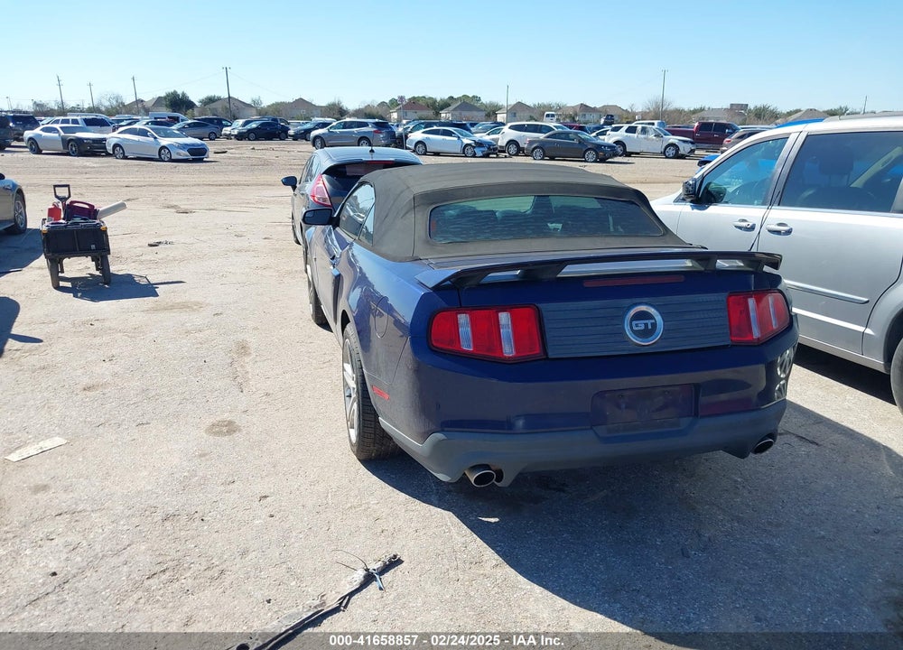 2011 FORD MUSTANG GT PREMIUM VIN: 1ZVBP8FF0B5137425