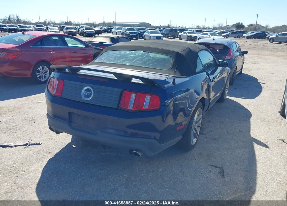 2011 FORD MUSTANG GT PREMIUM VIN: 1ZVBP8FF0B5137425
