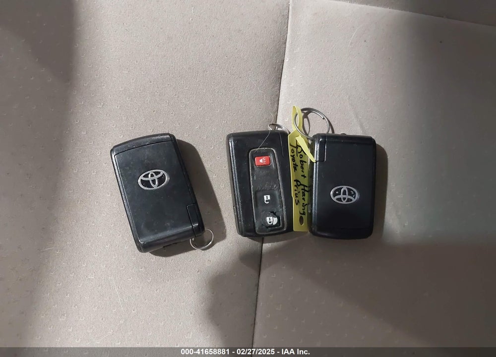 2006 TOYOTA PRIUS VIN: JTDKB22U167517483