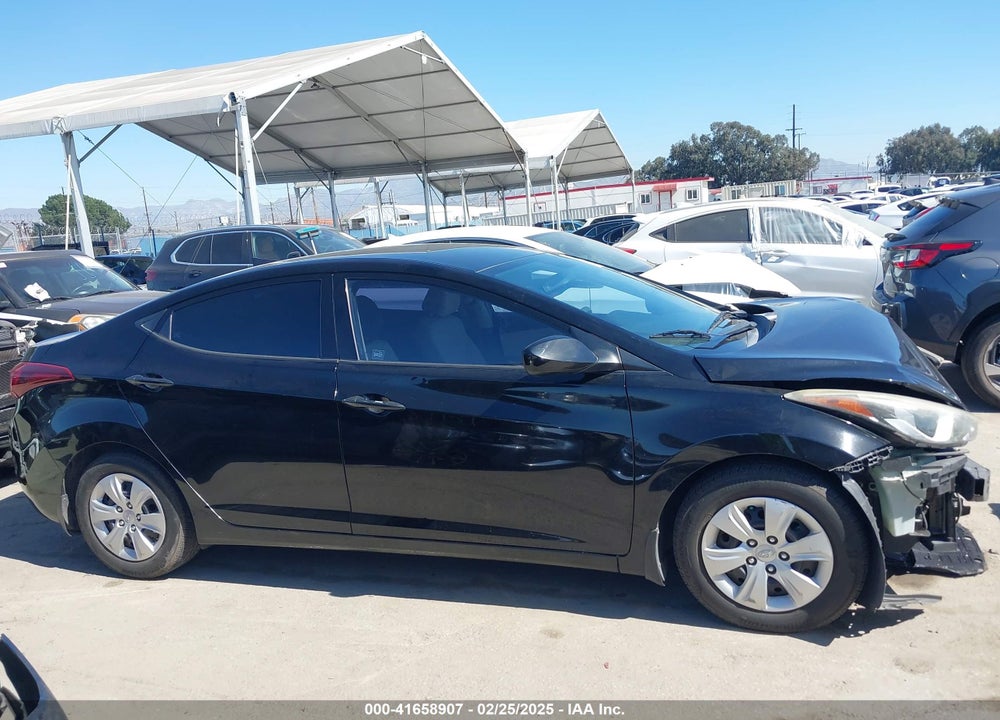 2016 HYUNDAI ELANTRA VIN: KMHDH4AE1GU542959