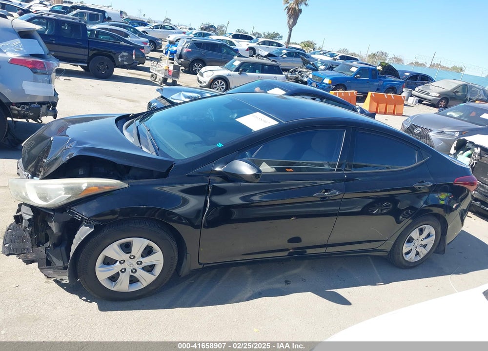 2016 HYUNDAI ELANTRA VIN: KMHDH4AE1GU542959