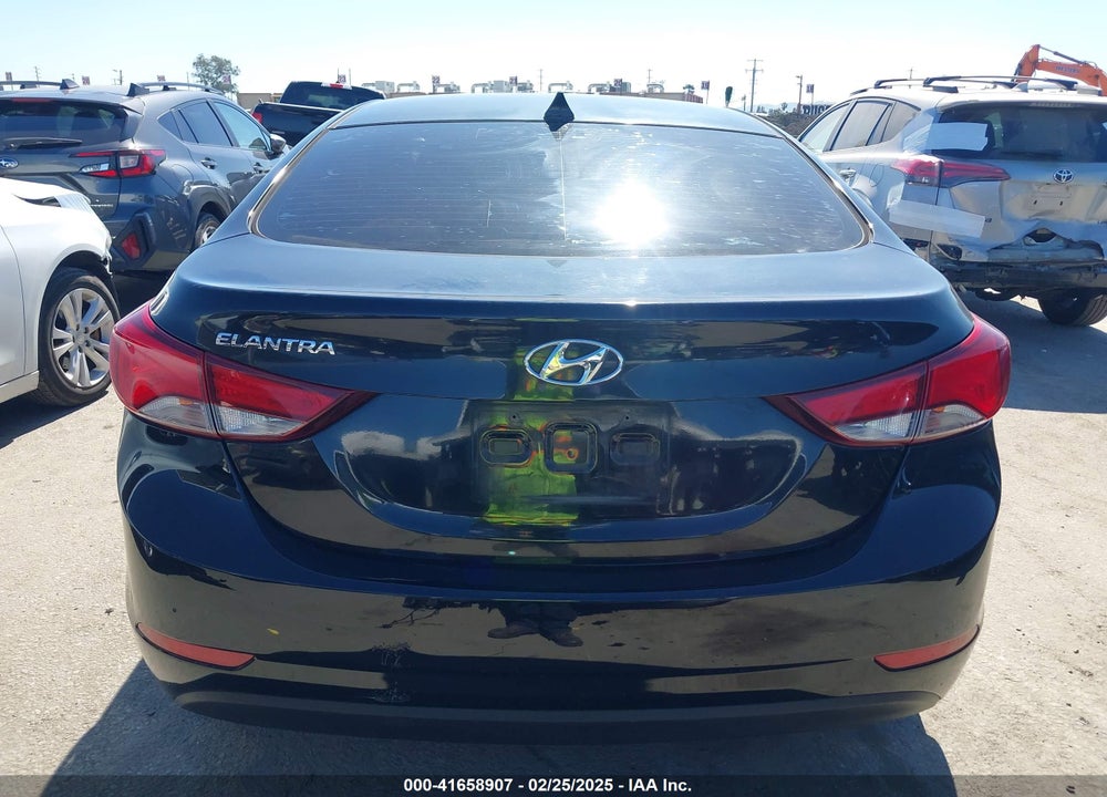 2016 HYUNDAI ELANTRA VIN: KMHDH4AE1GU542959