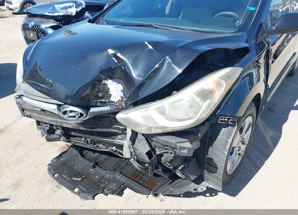 2016 HYUNDAI ELANTRA VIN: KMHDH4AE1GU542959