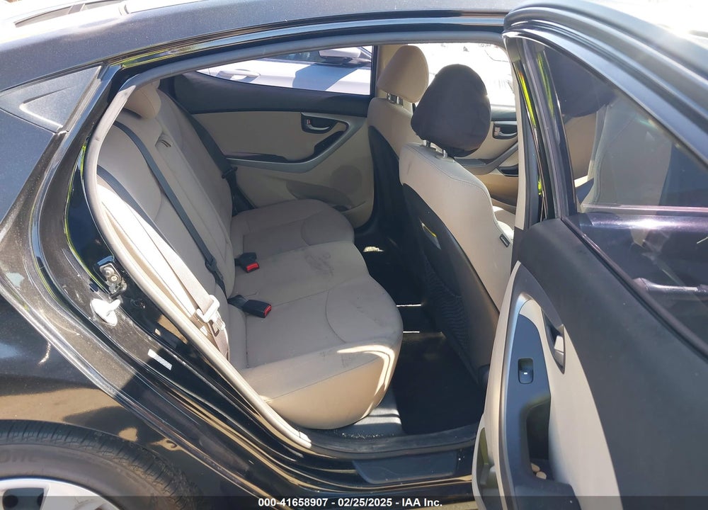 2016 HYUNDAI ELANTRA VIN: KMHDH4AE1GU542959
