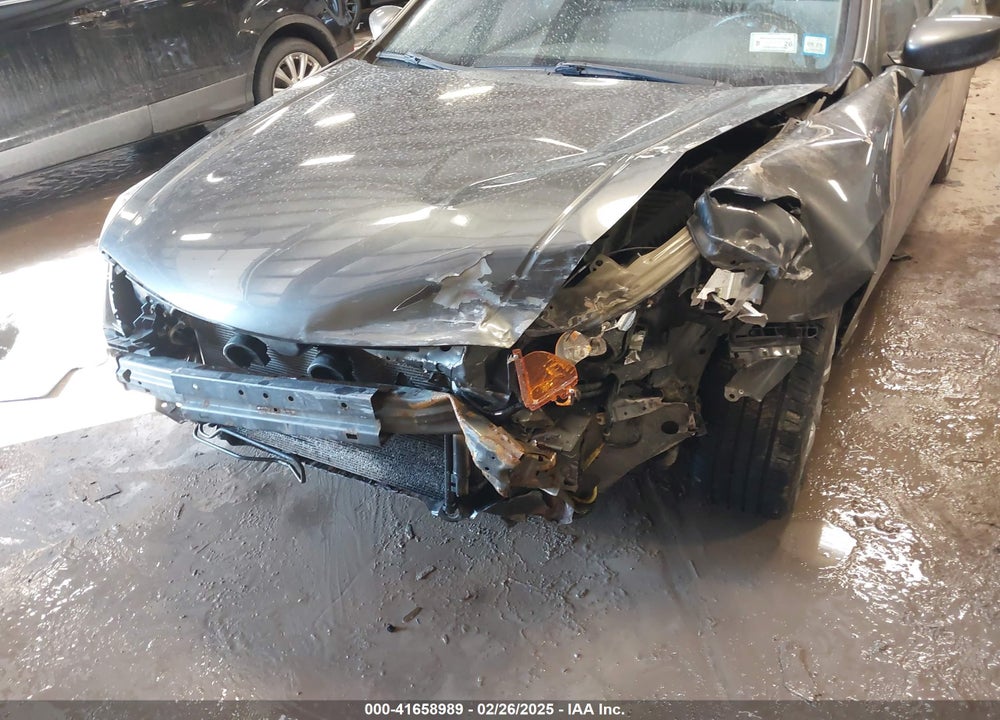 2010 HONDA ACCORD VIN: 1HGCP2F38AA118915