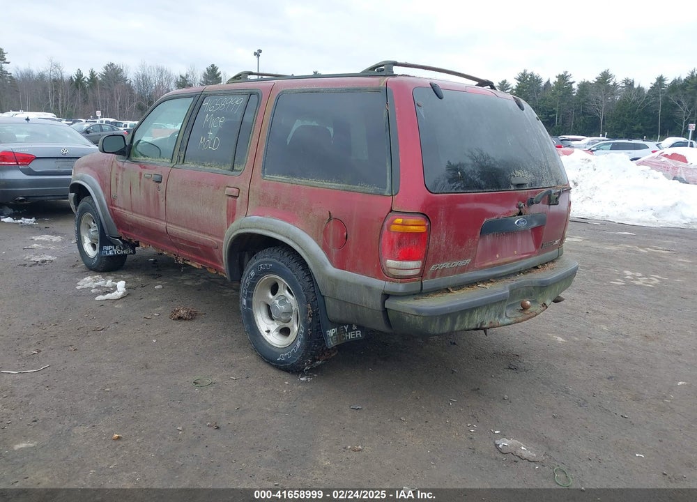 2000 FORD EXPLORER XLT VIN: 1FMZU73E6YZB45770