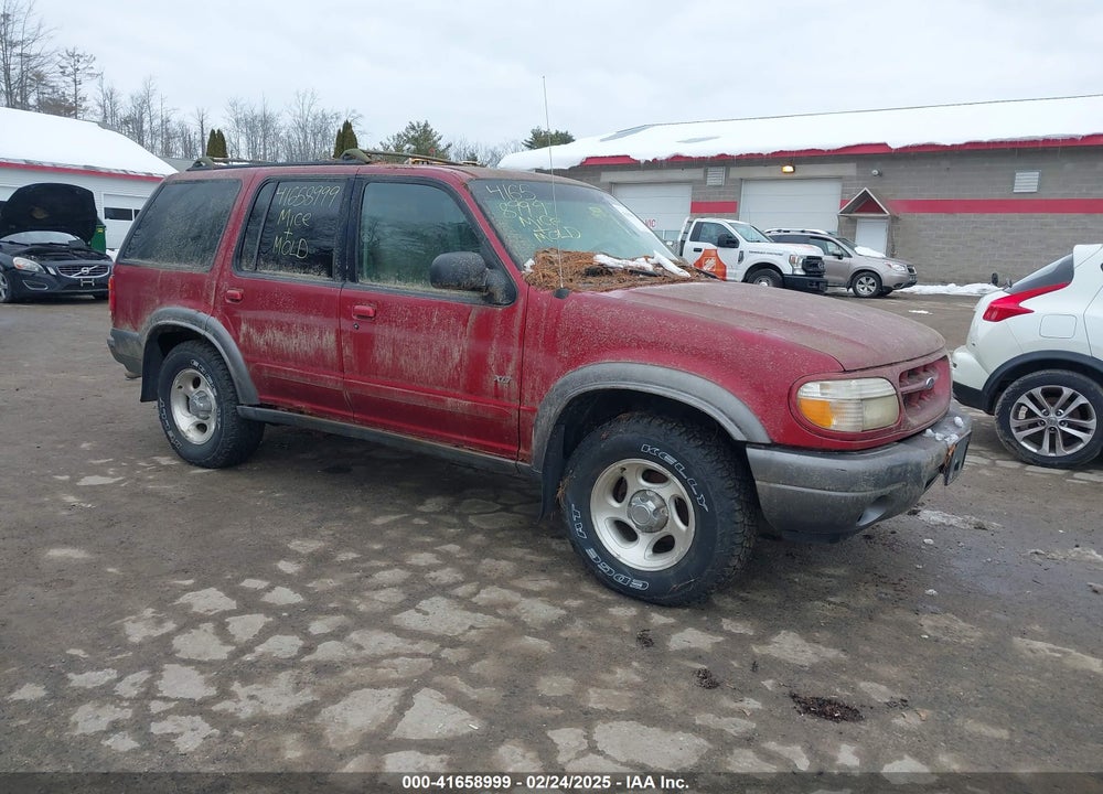 2000 FORD EXPLORER XLT VIN: 1FMZU73E6YZB45770