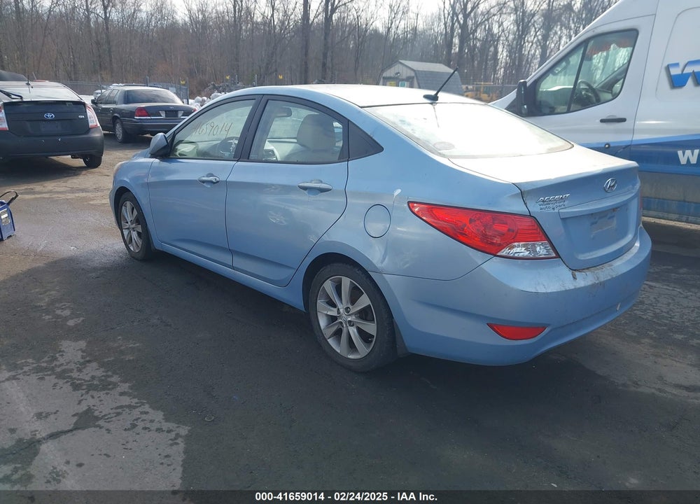 2013 HYUNDAI ACCENT GLS VIN: KMHCU4AE9DU405786