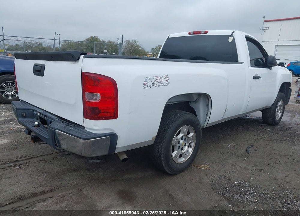 2007 CHEVROLET SILVERADO 1500 WORK TRUCK VIN: 1GCEC14C17Z516588