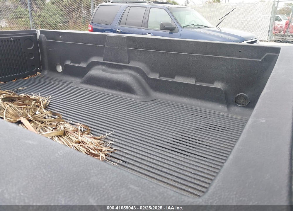 2007 CHEVROLET SILVERADO 1500 WORK TRUCK VIN: 1GCEC14C17Z516588