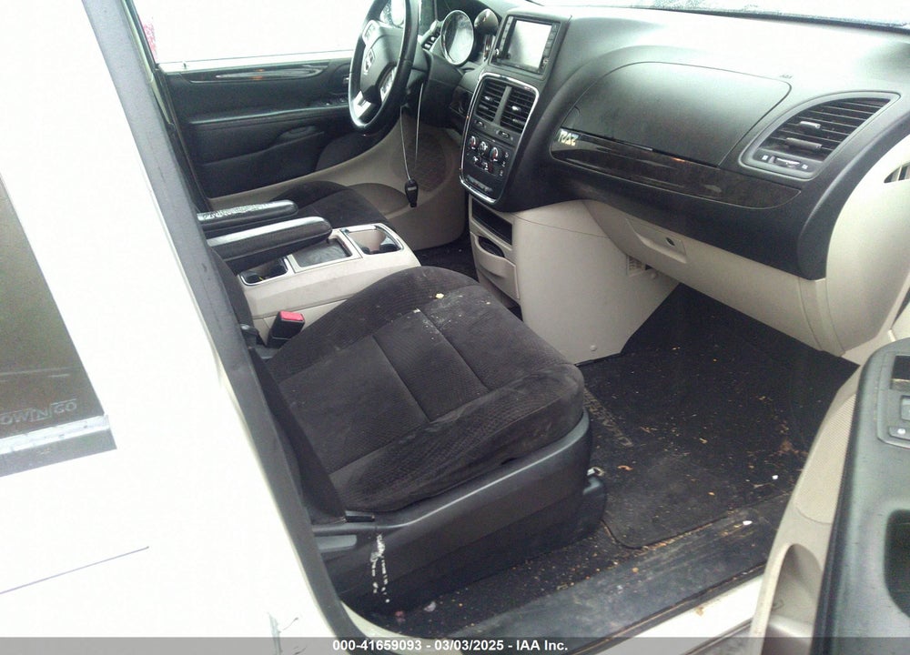 2013 DODGE GRAND CARAVAN VIN: 2C4RDGCG2DR515283