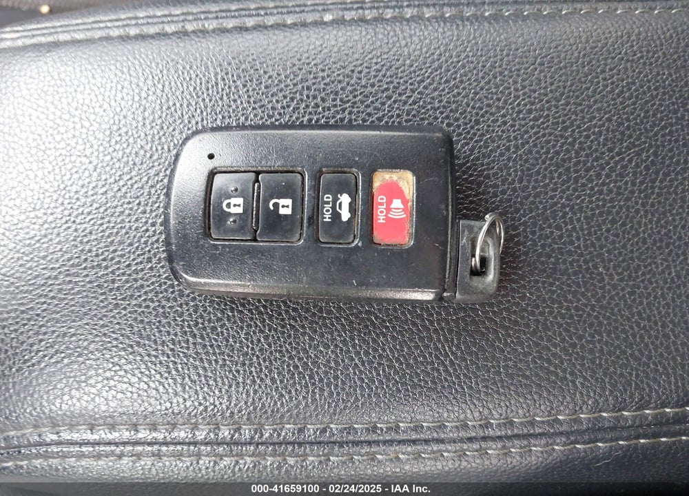 2014 TOYOTA COROLLA VIN: 2T1BURHE4EC068557