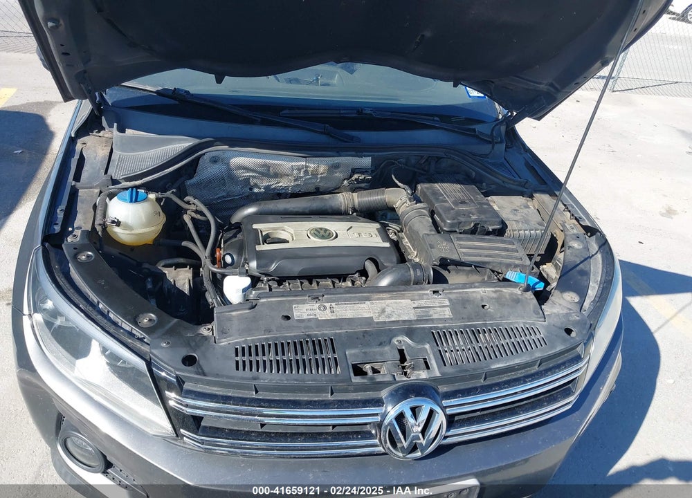 2012 VOLKSWAGEN TIGUAN SE VIN: WVGBV7AX5CW005643