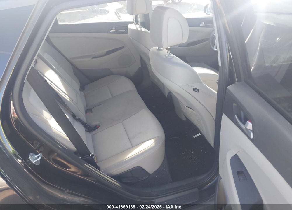 2016 HYUNDAI TUCSON VIN: KM8J3CA47GU257220
