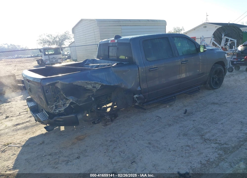 2021 RAM 1500 VIN: 1C6RREFT0MN629169
