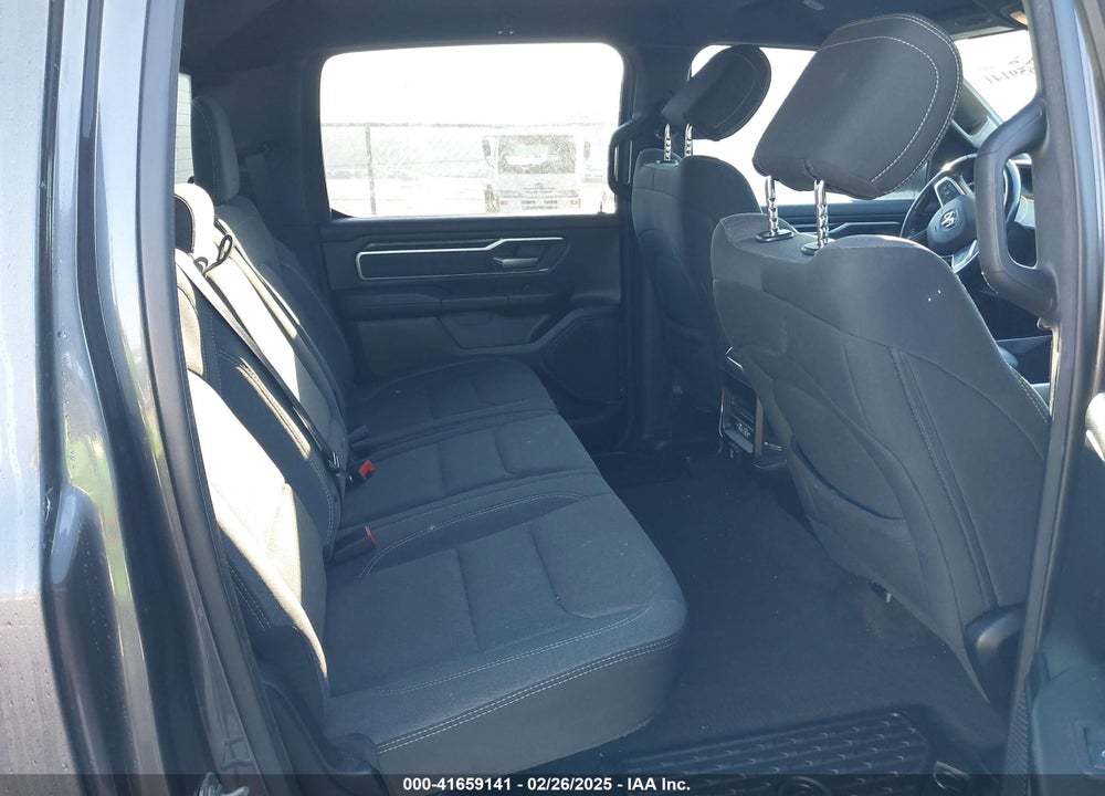 2021 RAM 1500 VIN: 1C6RREFT0MN629169