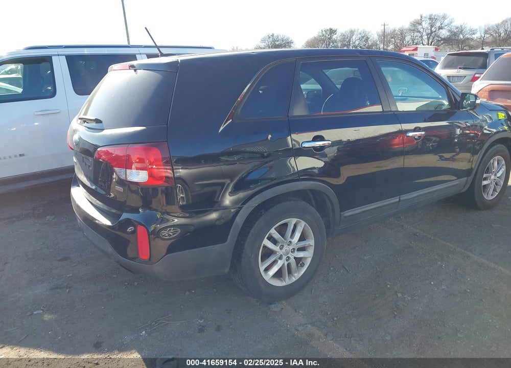 2014 KIA SORENTO VIN: 5XYKT3A62EG544733