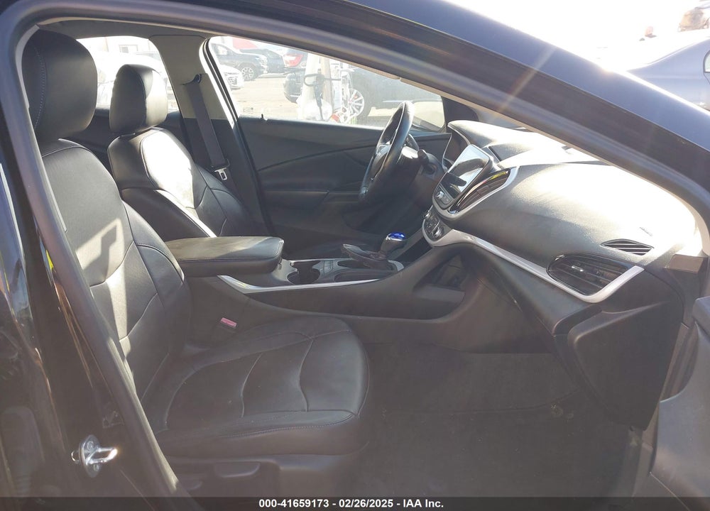 2017 CHEVROLET VOLT VIN: 1G1RC6S52HU137867