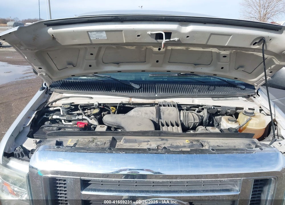 2010 FORD E-350 SUPER DUTY XL/XLT VIN: 1FBNE3BL8ADA65211