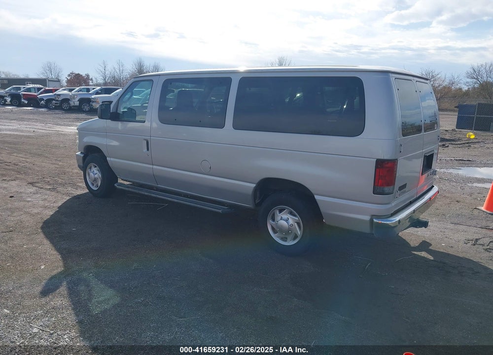 2010 FORD E-350 SUPER DUTY XL/XLT VIN: 1FBNE3BL8ADA65211