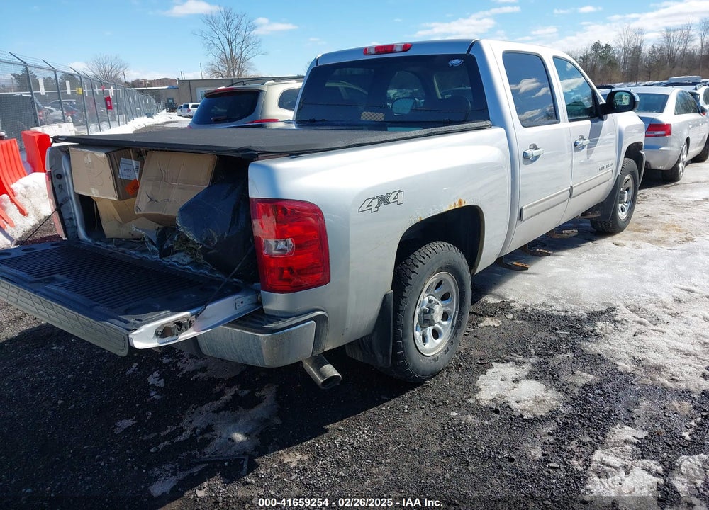 2013 CHEVROLET SILVERADO 1500 VIN: 3GCPKSE79DG309364