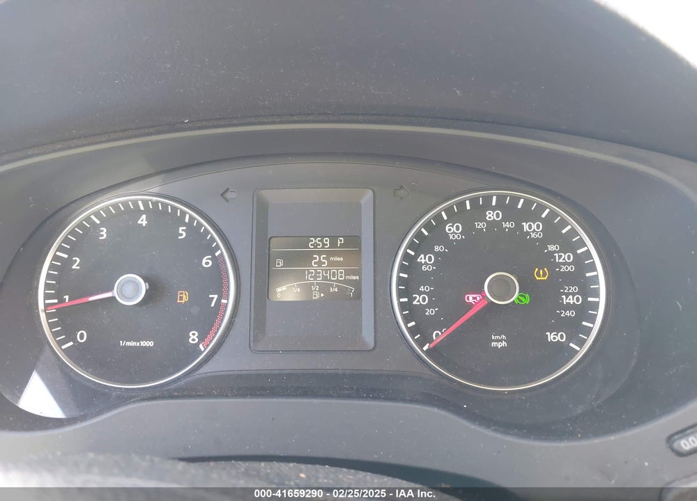 2013 VOLKSWAGEN JETTA VIN: 3VWDX7AJ8DM424751