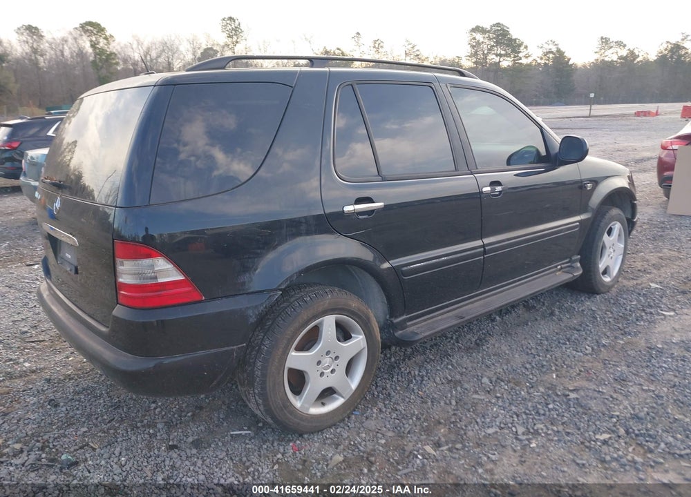2000 MERCEDES-BENZ ML 430 VIN: 4JGAB72E0YA146349