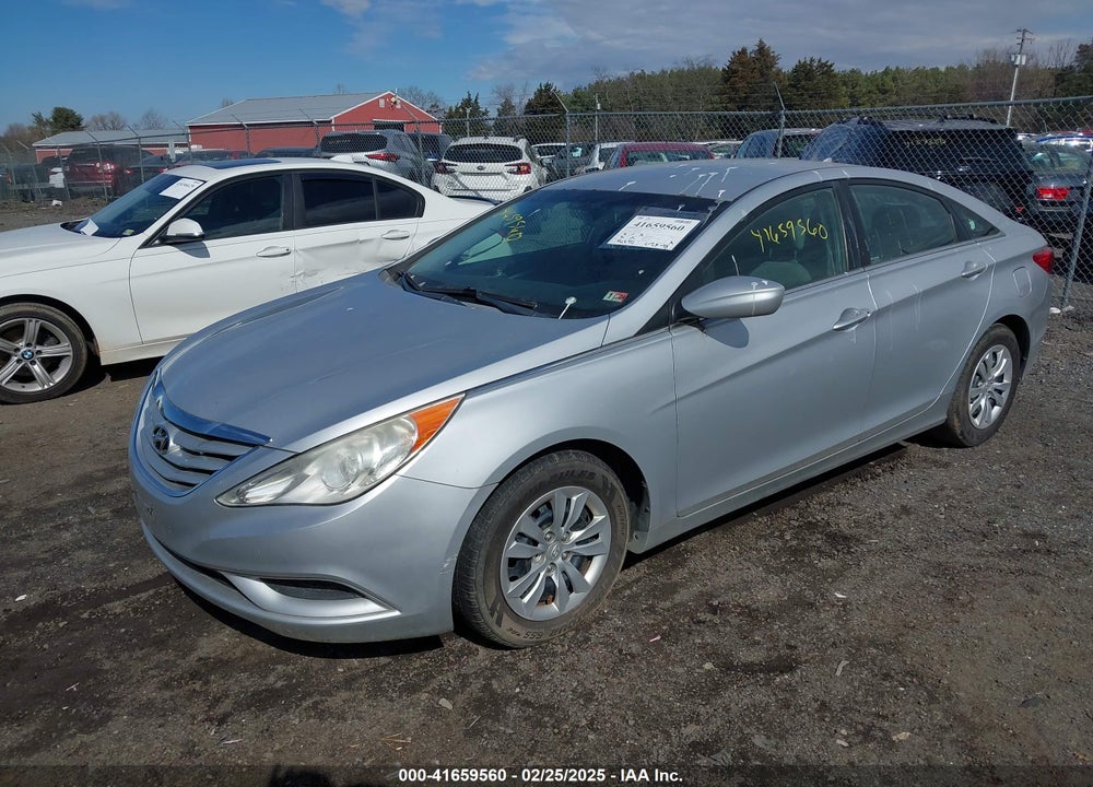 2011 HYUNDAI SONATA VIN: 5NPEB4AC3BH096227
