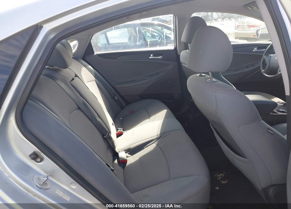 2011 HYUNDAI SONATA VIN: 5NPEB4AC3BH096227