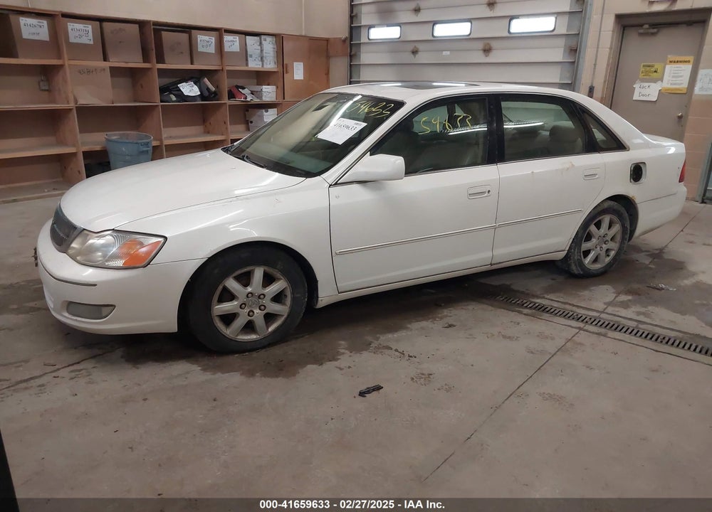 2000 TOYOTA AVALON XLS VIN: 4T1BF28B5YU006028